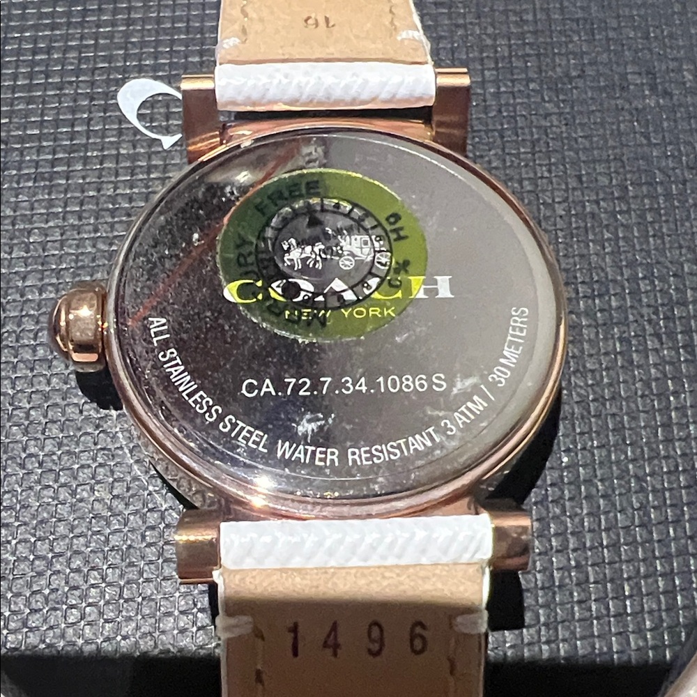 Coach Women's Rose Gold watch 30m water resistant White Genius leather strap - Picture 8 of 8